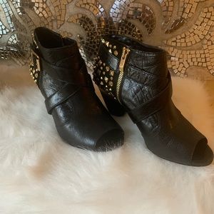 Vince camuto booties.